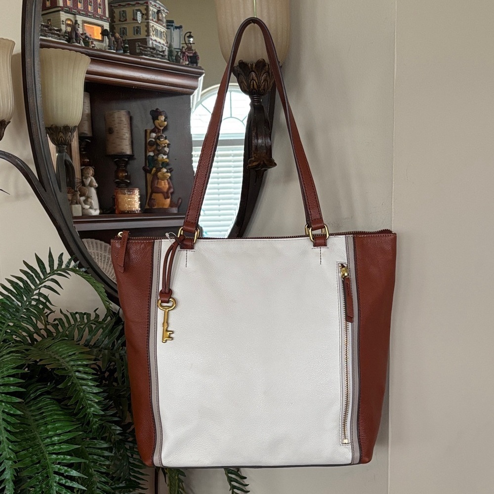 FOSSIL Genuine Leather Neutral Colorblock Tara Shopper Tote Shoulder Bag Purse